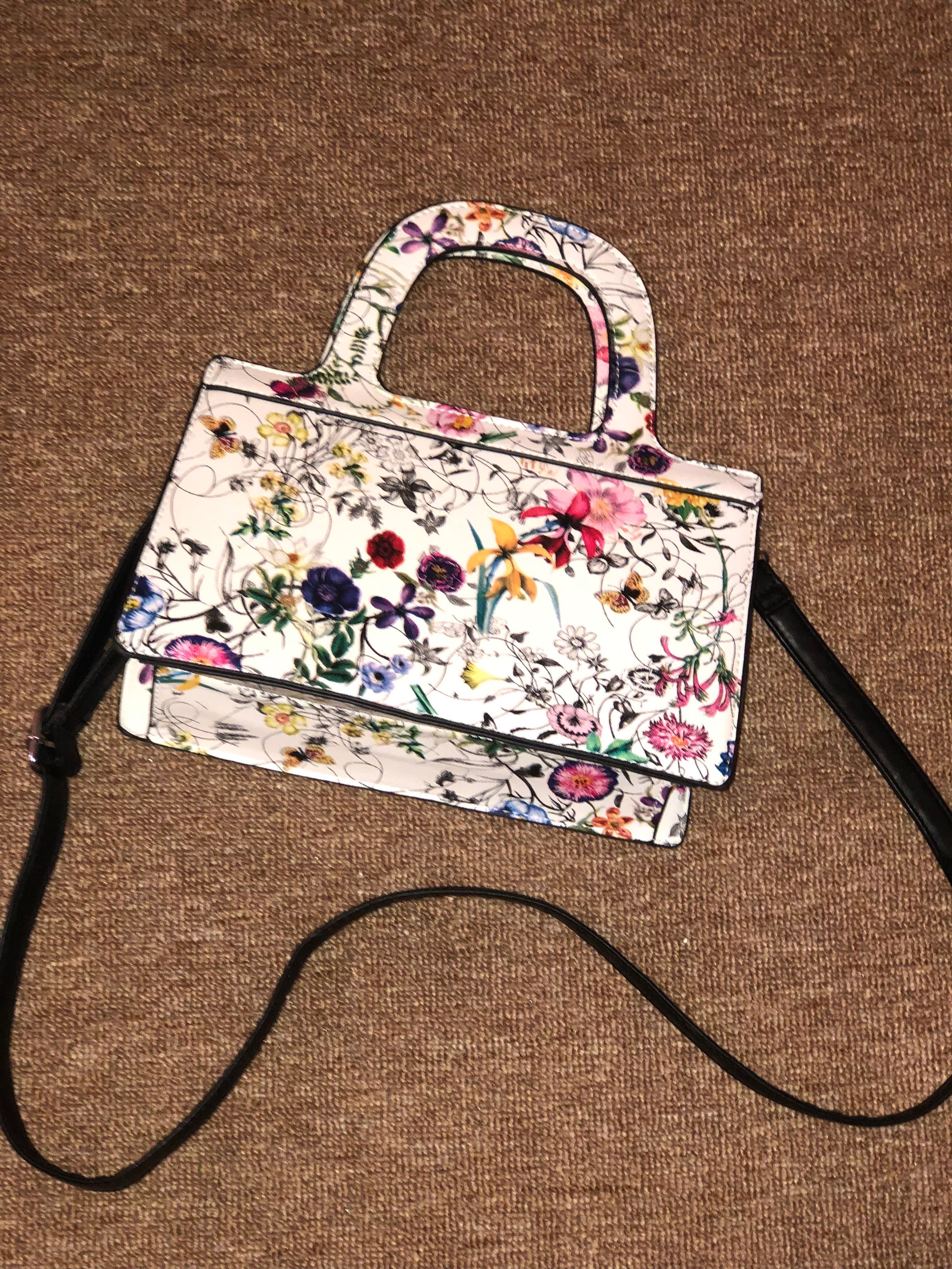 Нова чанта на цветя