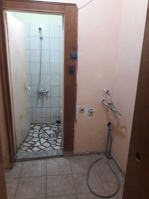 Двустаен непреходен Плевен срещу Пощата от собственик