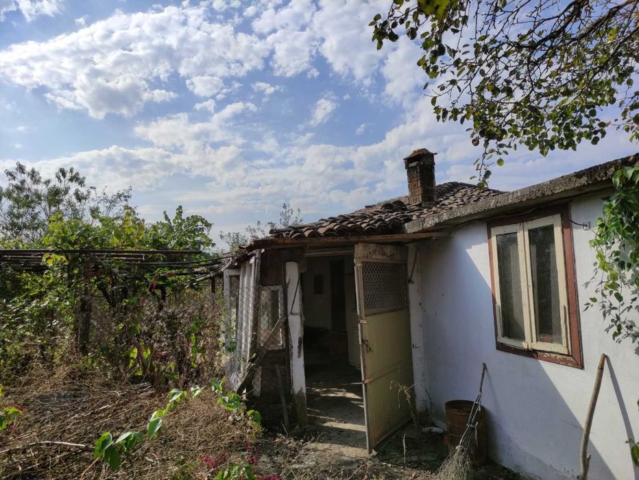 Продава се Къща в с. Паисий, Област Велико Търново - 80 кв.м за 141 €/кв.м - Снимка #2