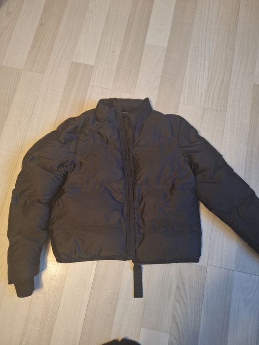 Vand geaca neagra groasa