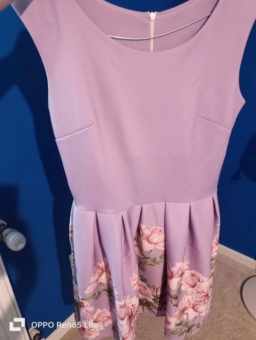 Vând rochițe de ocazie