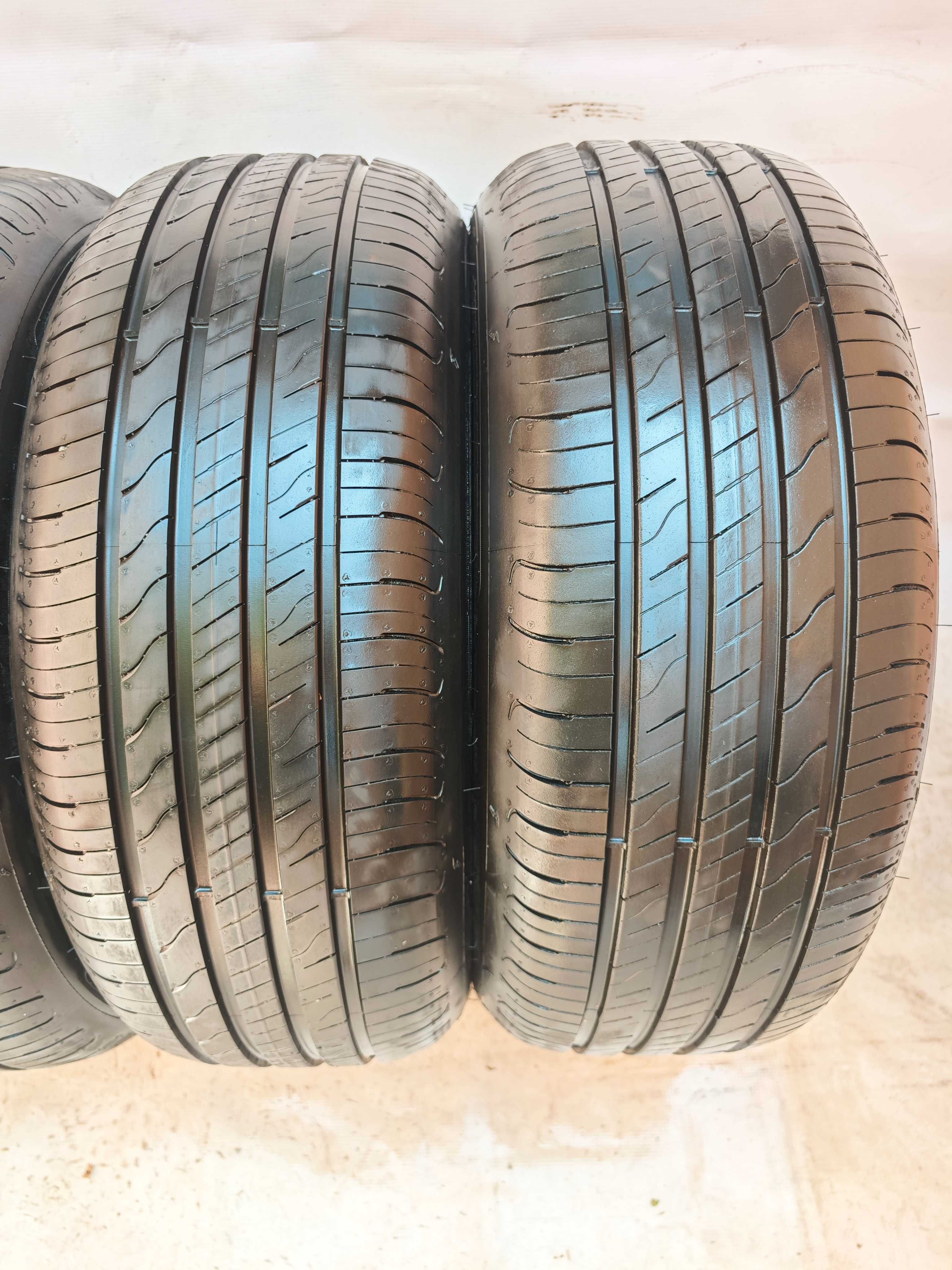 Anvelope 215/55/17 an 2022 vara GOODYEAR Efficient Grip Performance