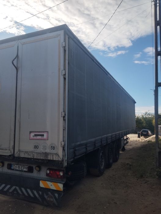 Vând semiremorca Kogel