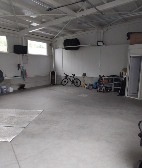 Отдава под наем автосервиз в гр.Дупница