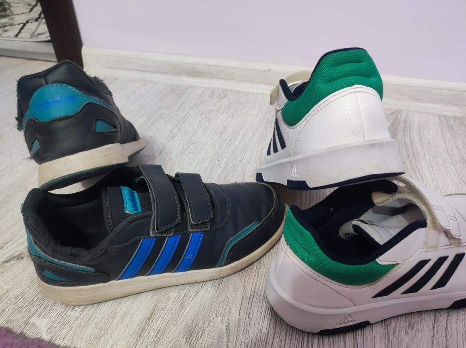 Маратонки ADIDAS  ном.35