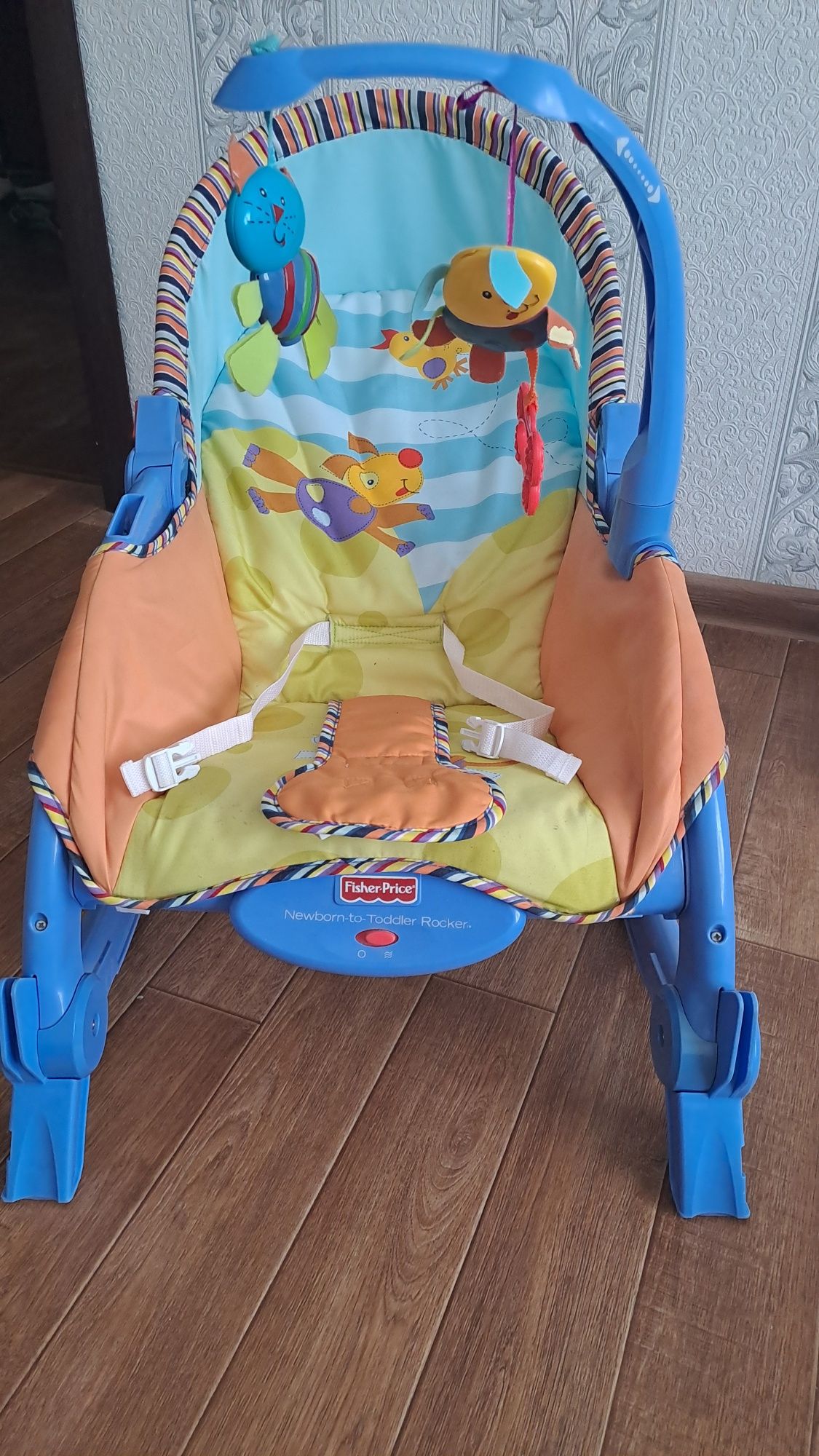 Кресло качалка для малышей