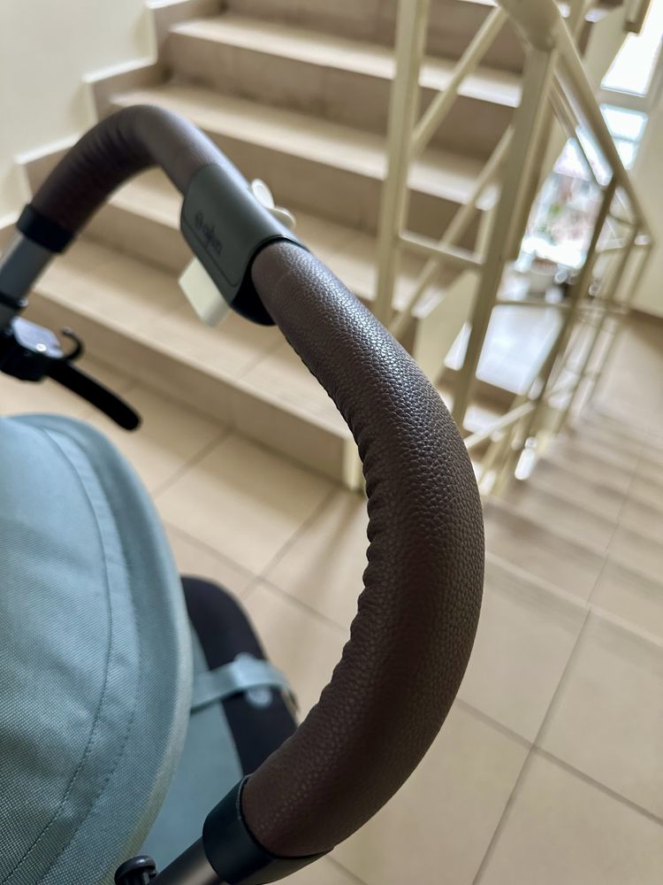 Cybex Balios S + подарък Ergobaby Metro