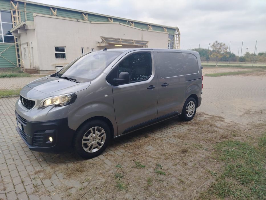 Vând Peugeot Expert 2021 1,5 Diesel 120 CP euro 6