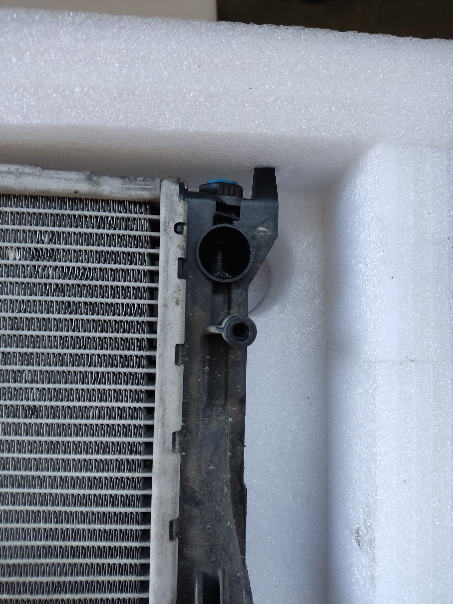 Воден радиатор BMW E90 E91 E92 E93 335D