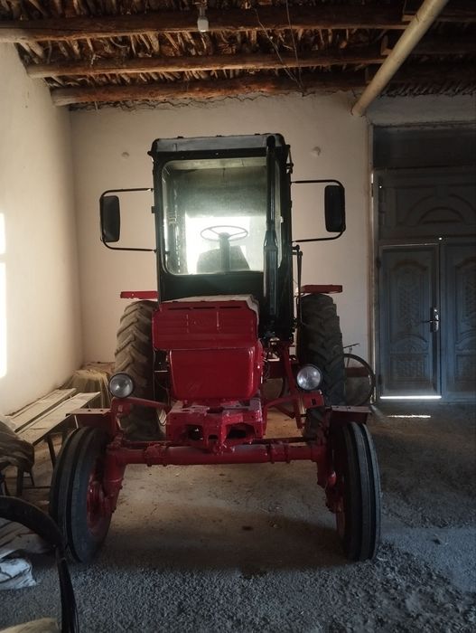 трактор сельхозтехника