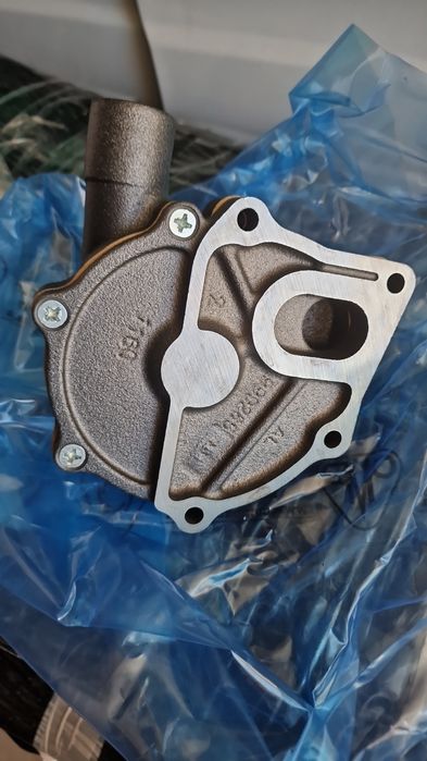 Pompa apa fiat 312 fiat 315 pe original import italia preț 650 pe orig