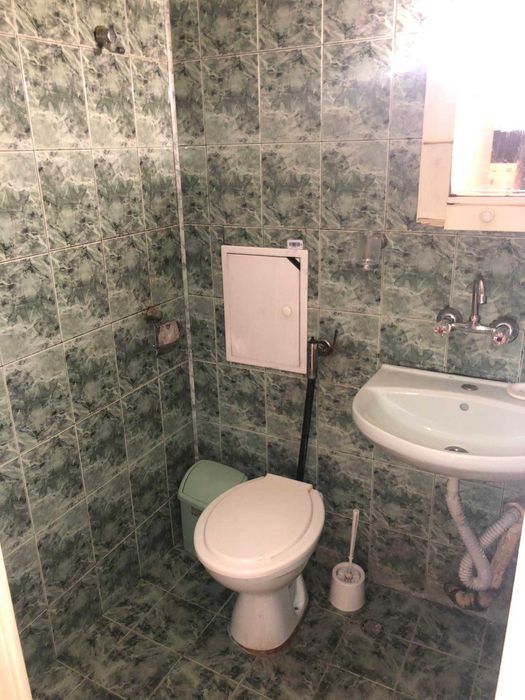 Дава се под наем Двустаен апартамент в Бургас, Братя Миладинови - 50 кв.м за 190 € - Снимка #2