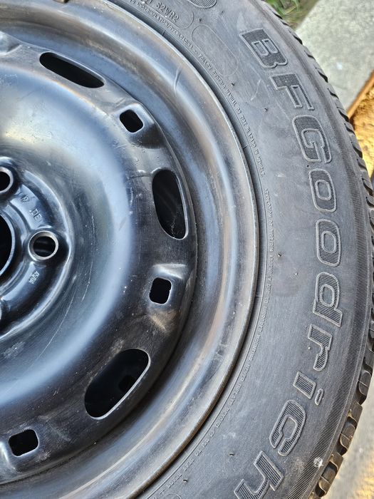 Jante și Cauciucuri pe 14