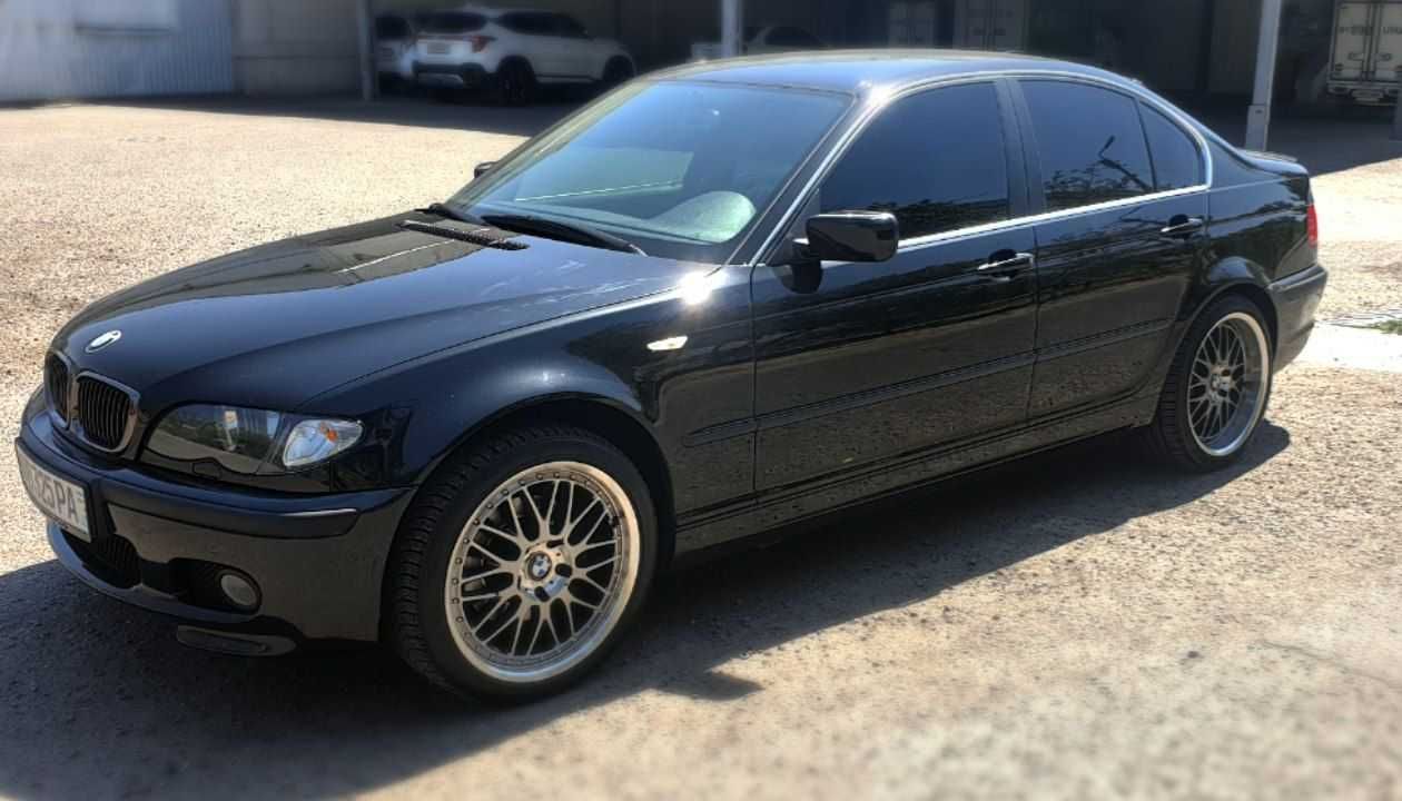 BMW E46 325i 2004г.