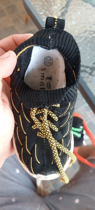 Adidasi marimea 23 stil șoseta si lumini talpa cu memorie