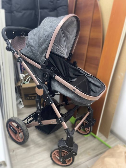 Коляска детская демисезонная