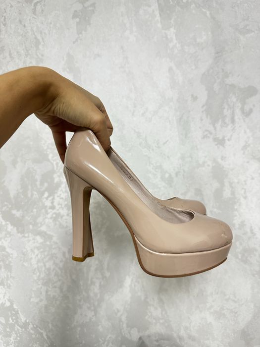 Туфли 37 р в отличном состоянии