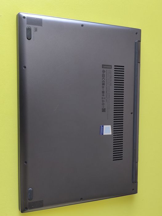 Lenovo YOGA 730-13IKB ,8GR,i5,256gn SSD