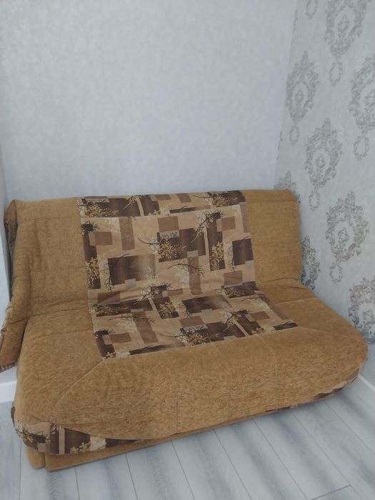 Кровать для спальни