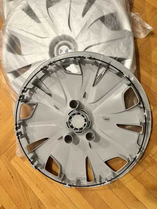 Capace originale BMW - 4 bucati - NOI