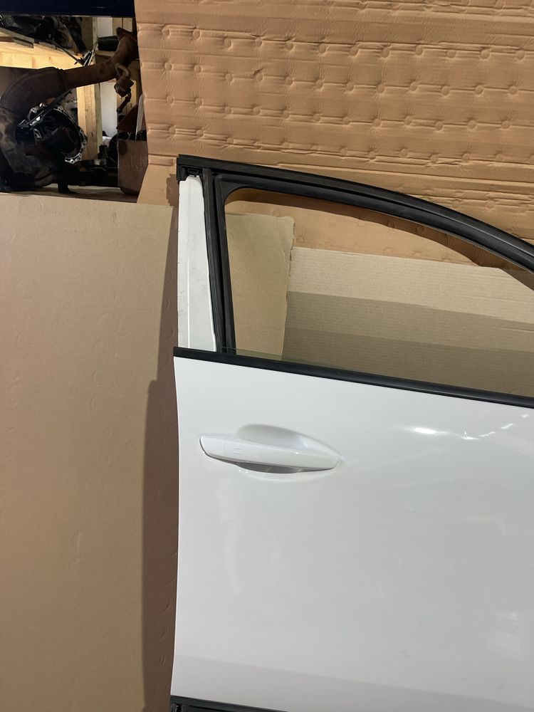 Usa dreapta fata Peugeot 3008 / 5008 II Completa 2017-2024 Alb