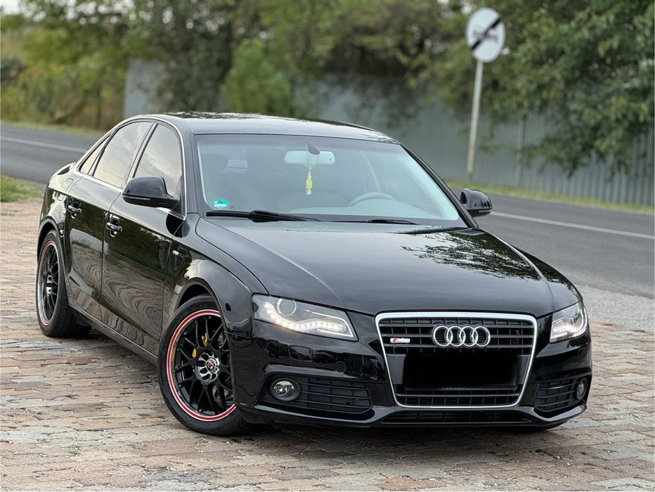 Audi A4 B8 S line 2009 2.0 TDI/ Led/ Scaune Piele/ Unic Proprietar