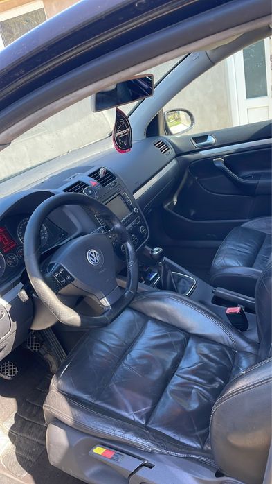 Vand sau schimb golf 5 1.9d