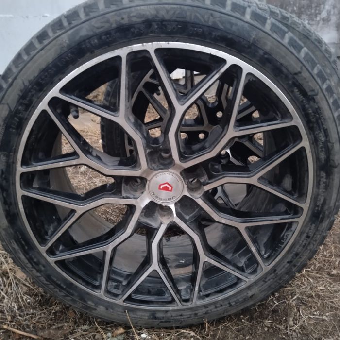 Титановые диска.