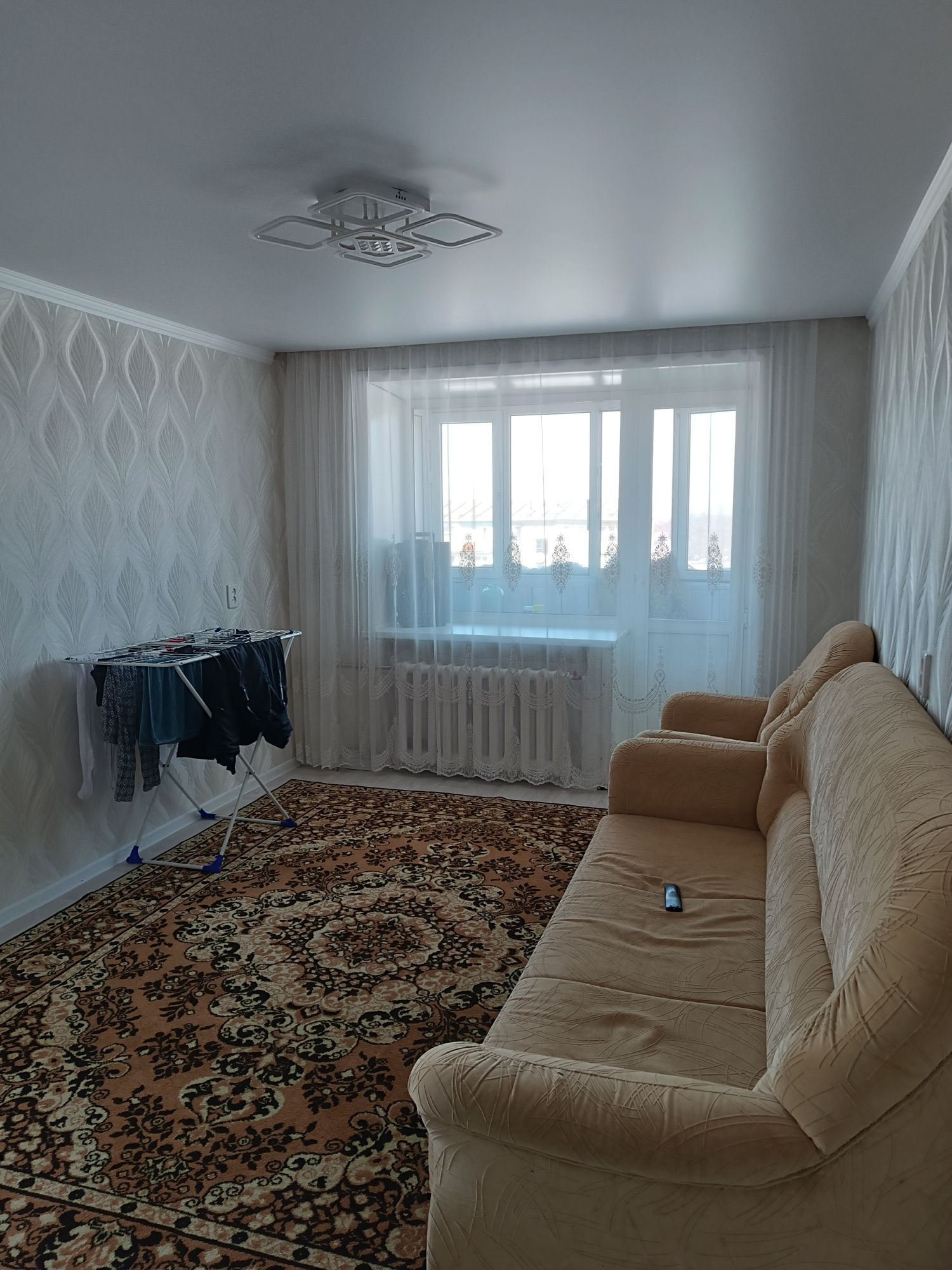 Продам 3-х комнатную квартиру в п. Усть-Таловка
