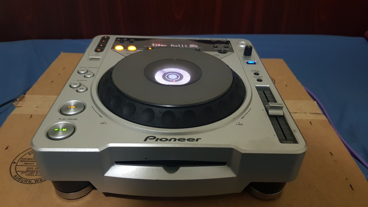 Pioneer DJ CDJ 800 mk2