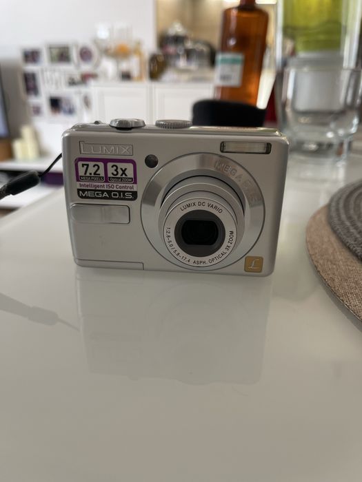 Фотоапарат Lumix