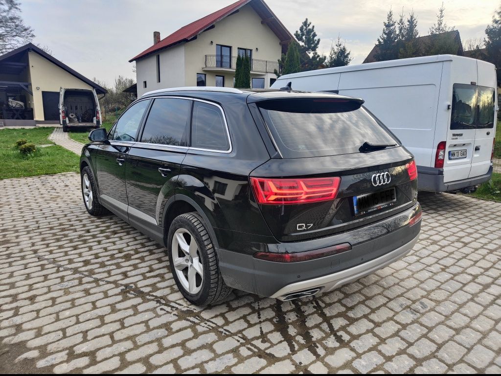 Audi Q7 3.0 272 cp euro 6 Quattro