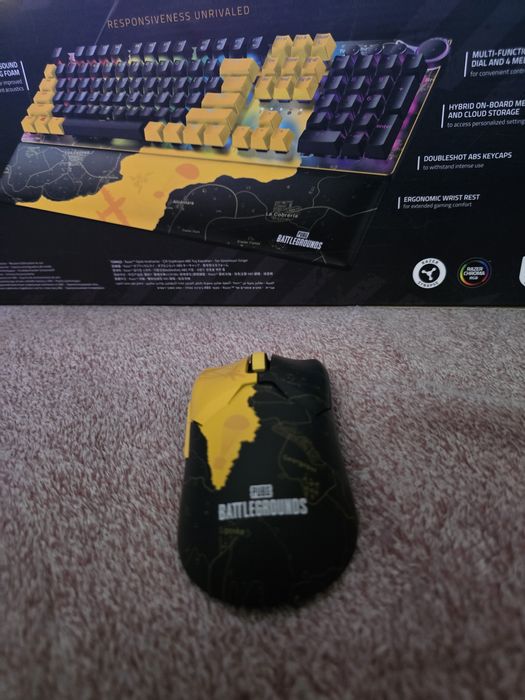 Продавам Razer клавиатура и мишка PUBG Limited Edition!