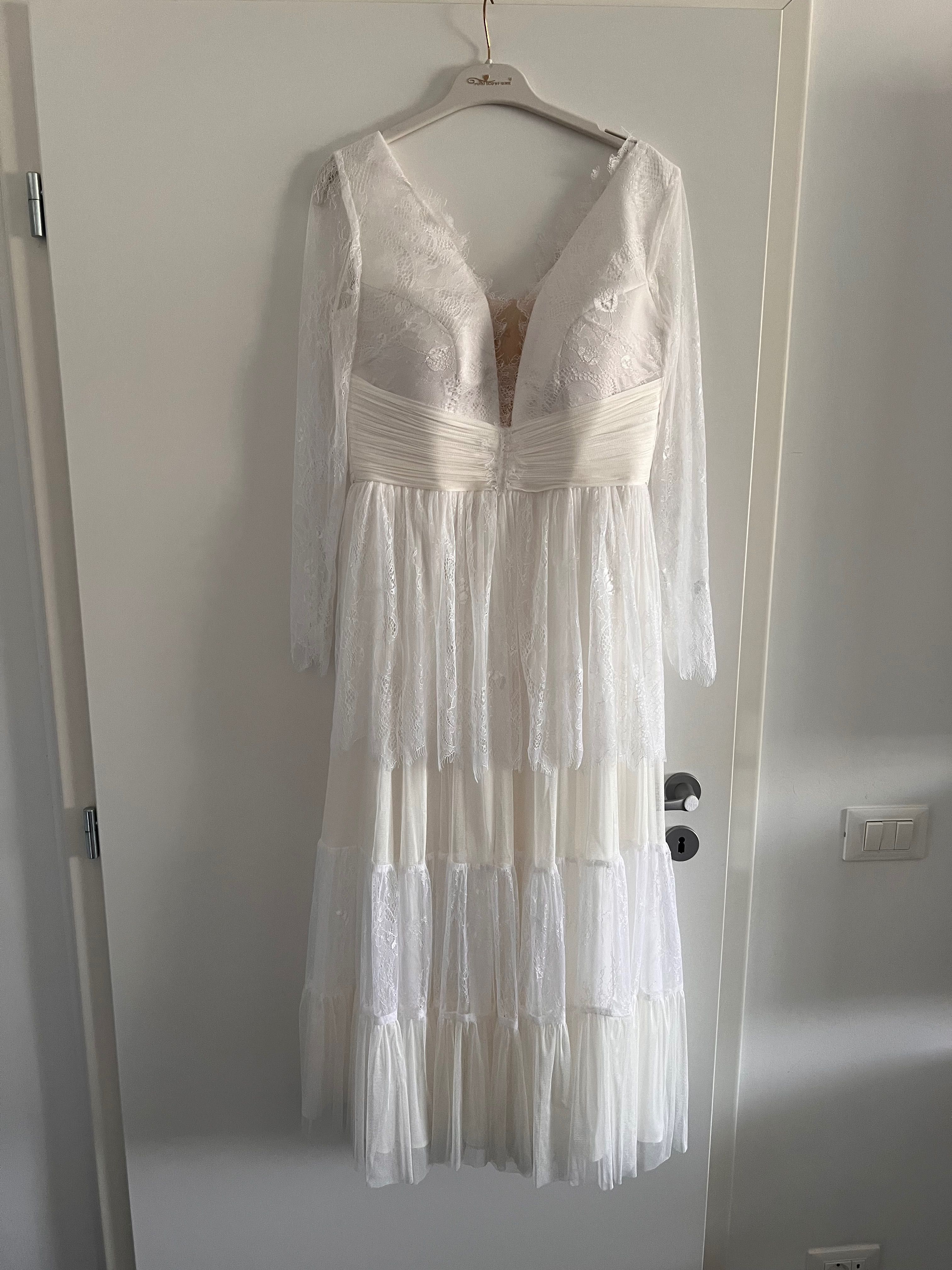 Rochie alba,nouă