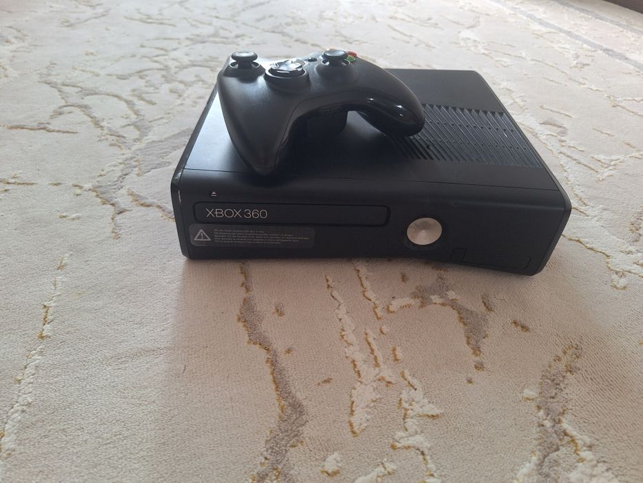 Продам иксбокс 360