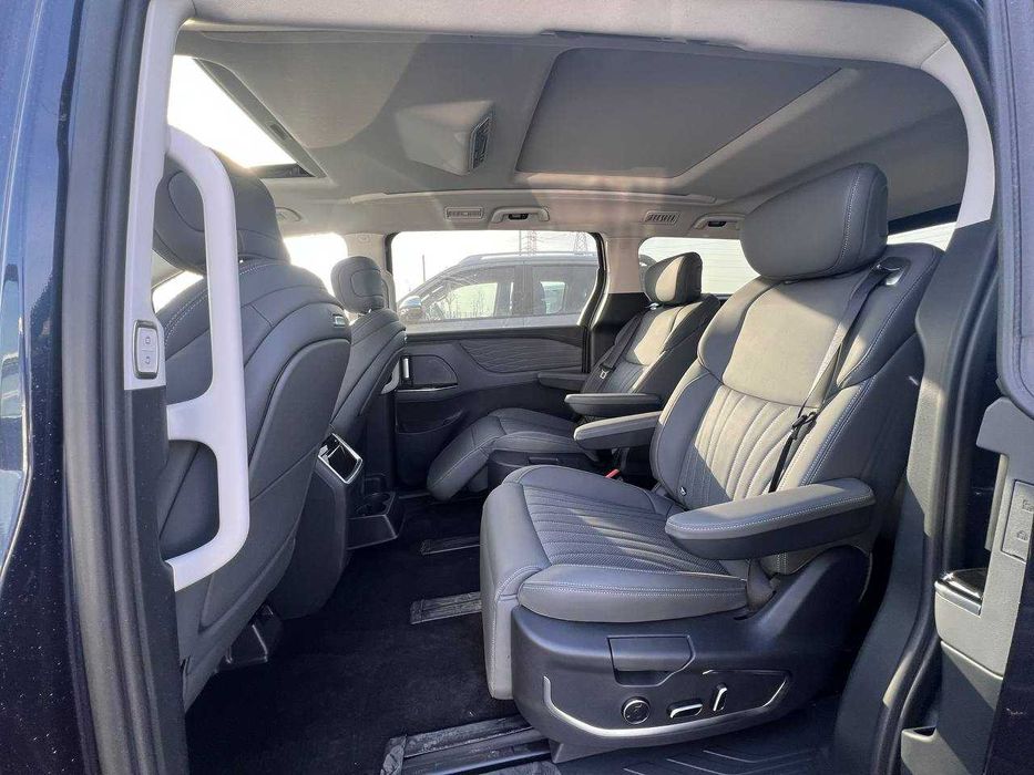 Продаётся новый JAC RF8(без пробег)