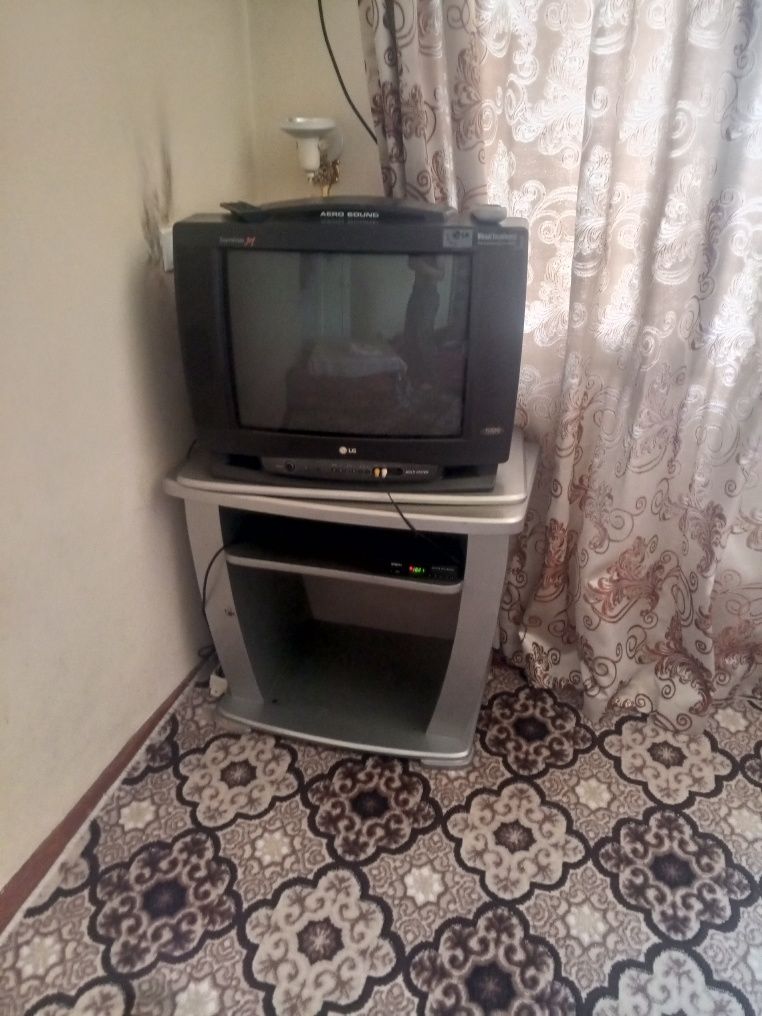 LG Televizor sotiladi