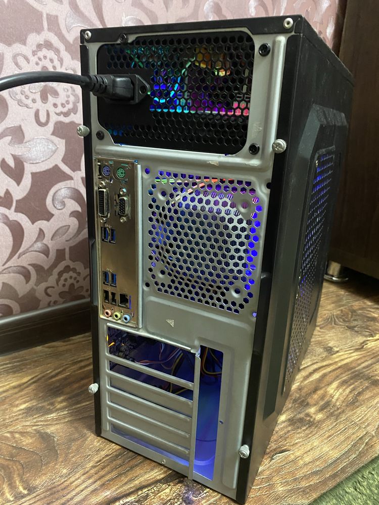 Продам игровой ПК (Core i5-7600, 16gb DDR4, 500hdd)