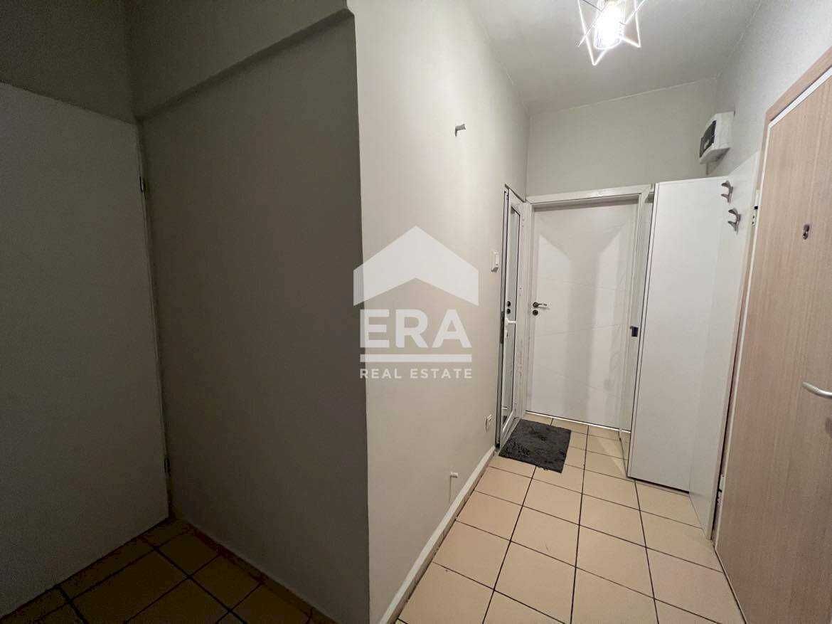 Продава се Двустаен апартамент в София, Надежда 4 - 65 кв.м за 2093 €/кв.м - Снимка #17