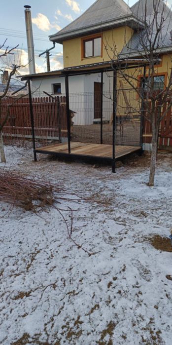 Vand padoc pentru Câini.