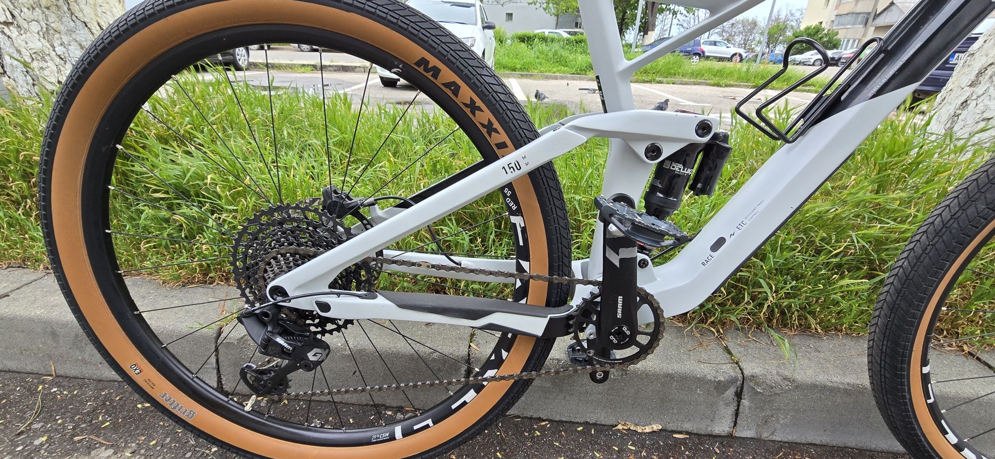 Bicicleta full suspension Cube Stereo carbon