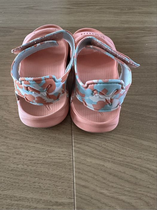 Sandale PUMA fete, marime 31