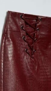 Нова пола Stradivarius бордо