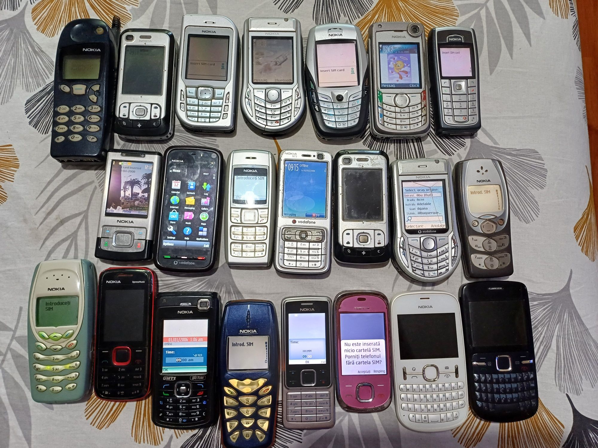 Vand colectie telefoane