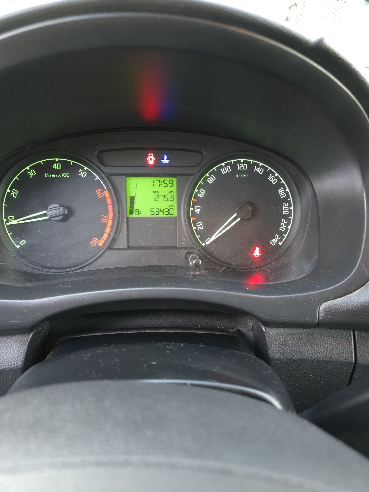 Skoda fabia 1,2 хечбек