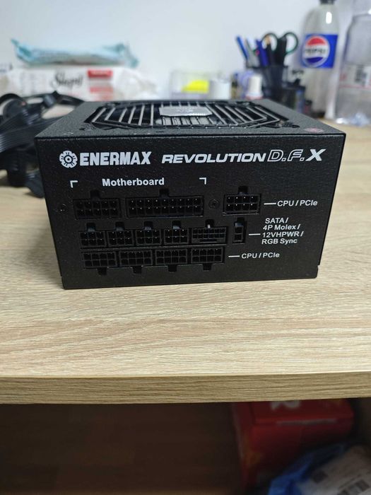 Sursa Pc ENERMAX Revolution D.F. X, ARGB PCI-e 5.0, 1050W, 80Plus Gold