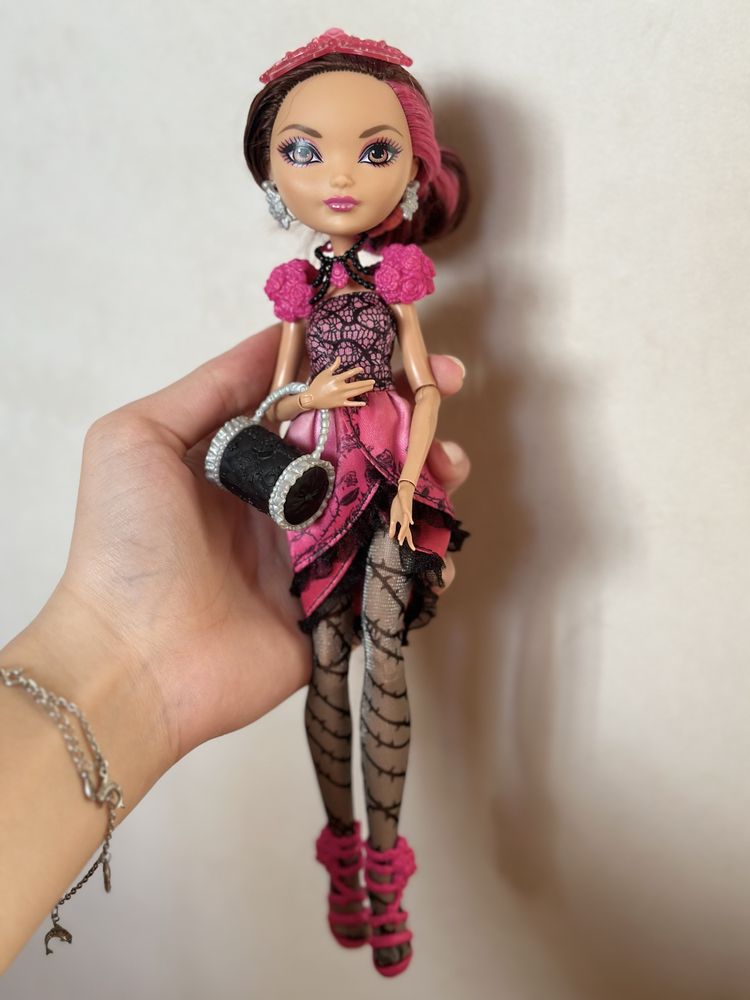 Кукла EVER AFTER HIGH ; Briar Beauty/Брайер Бьюти