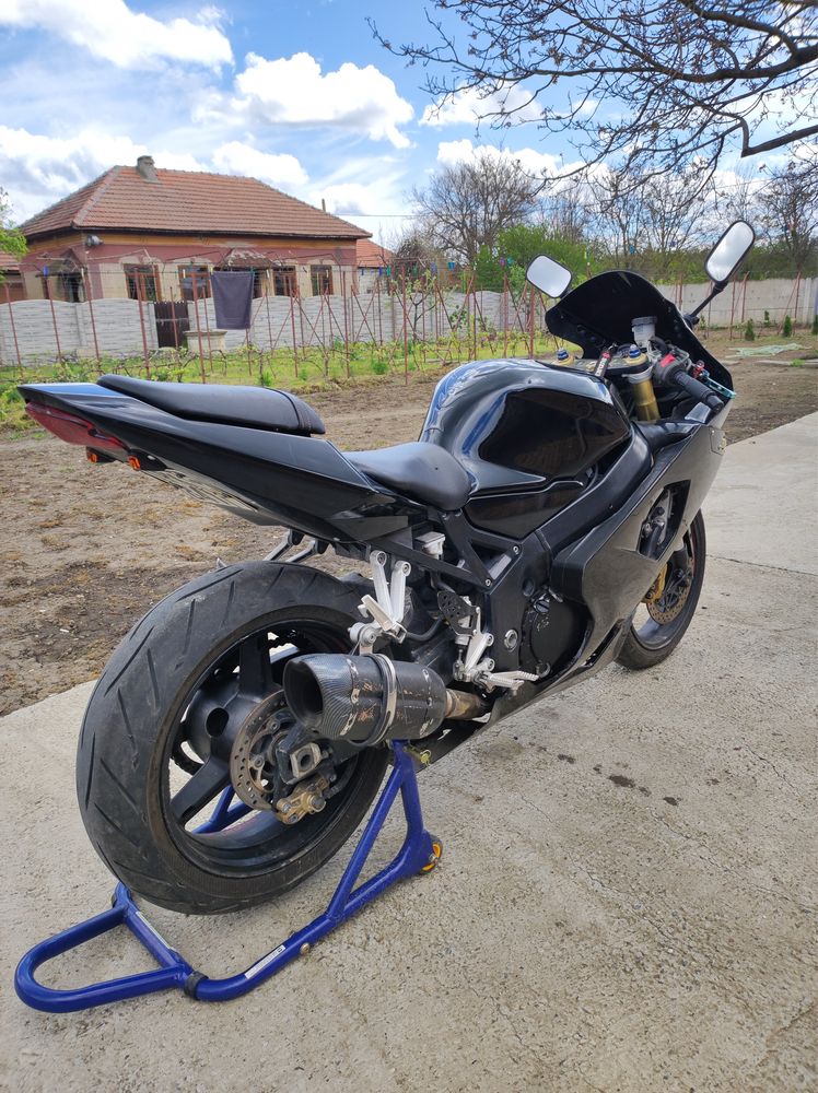 Suzuki gsxr 600 k4