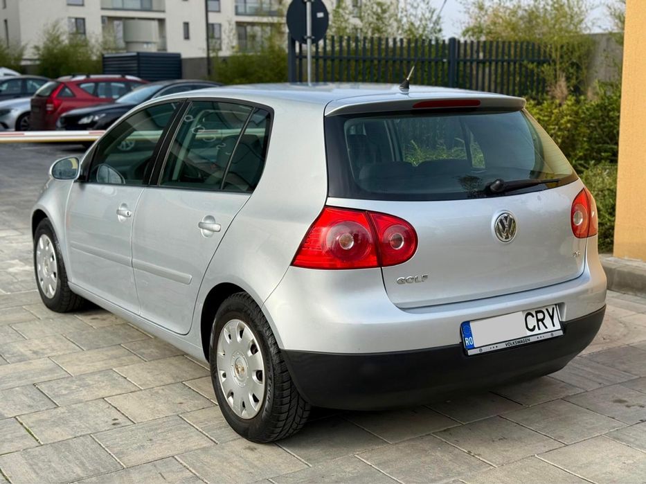 Volkswagen Golf V 1.6 MPI 119.000 km