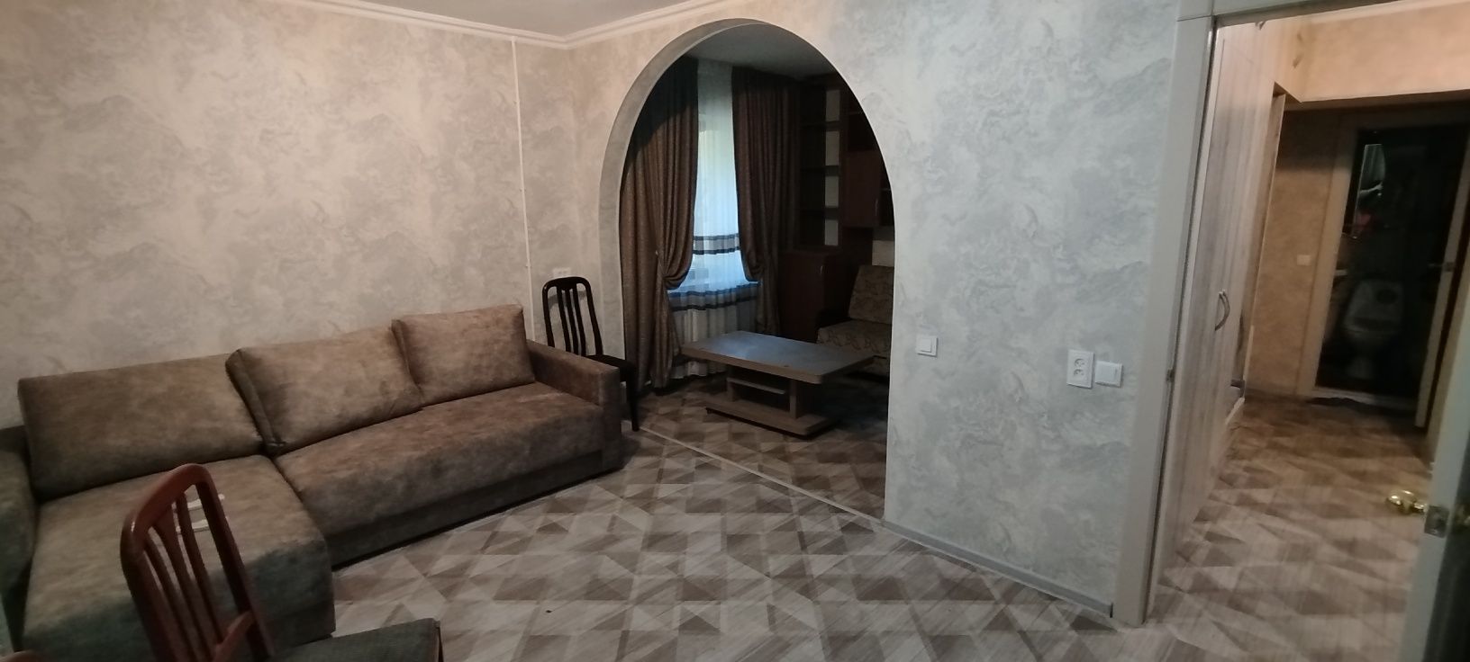 Двойная квартира 1+2 комнатная. Новомосковская,Кази-базар.